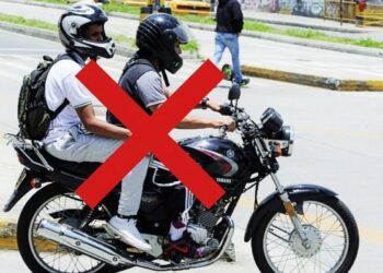 ¡Polémica medida! Guaimaca prohíbe dos en moto para combatir el crimen, pero también obliga a circular sin casco