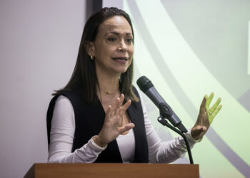 La opositora María Corina Machado lamenta la muerte del preso político José Breijo y culpa al Gobierno