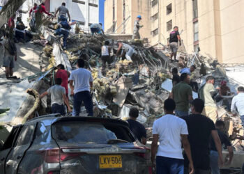 Colombia decreta Desastre Nacional tras terremoto de 7.4 que deja más de 100 muertos y severos daños
