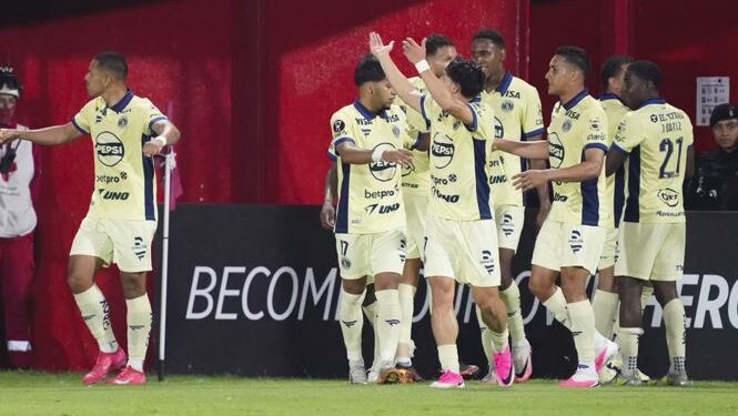 Motagua empata con Municipal y avanza a cuartos de final de la Copa Centroamericana