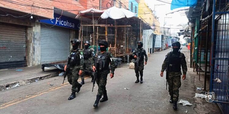 Fuerzas Armadas y PMOP intensifican operativos de seguridad en Comayagüela