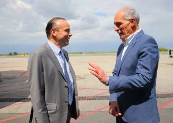 Líderes de Honduras, Guatemala y Curazao llegan a Colombia para la investidura de Abelardo De la Espriella