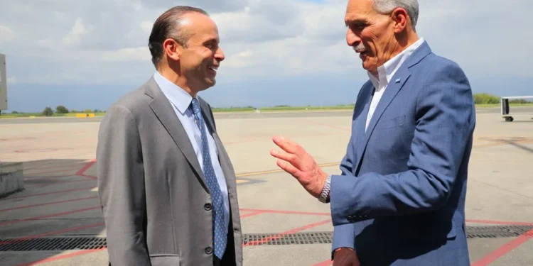 Líderes de Honduras, Guatemala y Curazao llegan a Colombia para la investidura de Abelardo De la Espriella