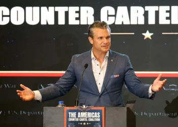 El presidente Abelardo de la Espriella autoriza operaciones militares con EE.UU. en Colombia, según Hegseth