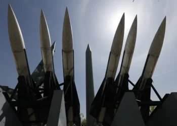Corea del Norte lanza al menos un misil balístico hacia el mar de Japón tras criticas a Tokio