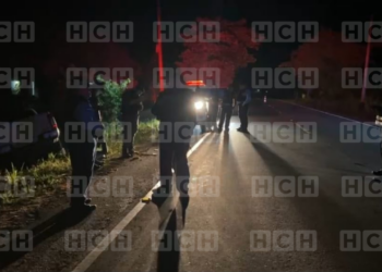 ¡Tragedia en carretera! Policía penitenciario muere tras choque con rastra en el Medio Aguán
