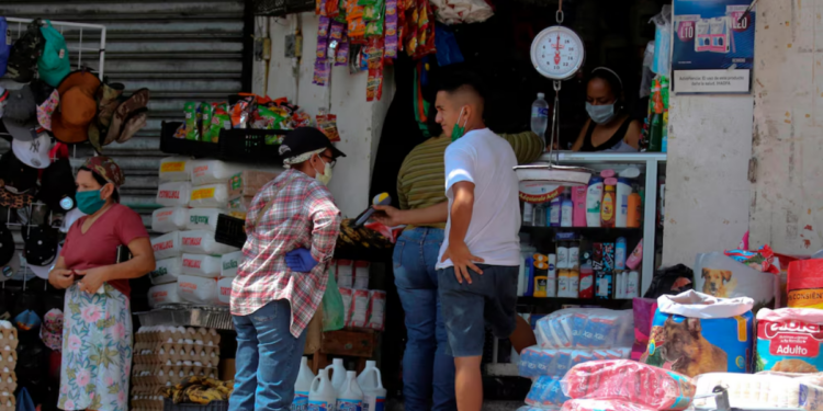 Alrededor de 6,000 microempresas hondureñas están en riesgo de cierre y miles de empleos podrían perderse
