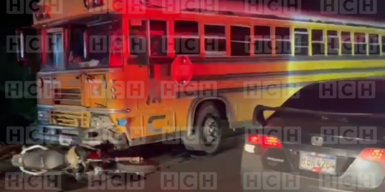 ¡Lamentable! Motociclista pierde la vida tras sufrir un aparatoso accidente vial en Yoro