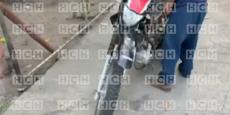 ¡Tragedia sobre ruedas! Motociclista fallece tras ser arrollado por una rastra en carretera que conduce a Río Lindo, Cortés
