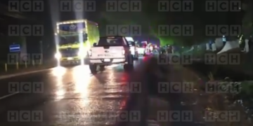 ¡HORROR EN LA CARRETERA! Partido en dos queda un  hombre tras ser arrollado por una rastra en SPS