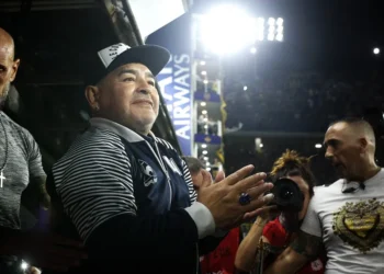 Diego Maradona tenía «signos de una insuficiencia cardíaca» días antes de morir, según un perito