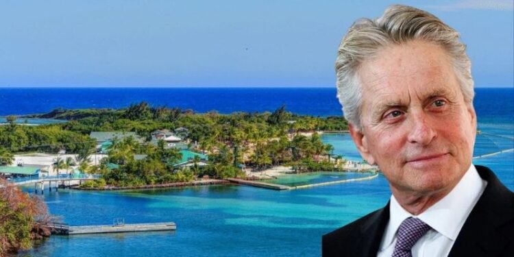 Este lunes será condecorado el actor a Michael Douglas