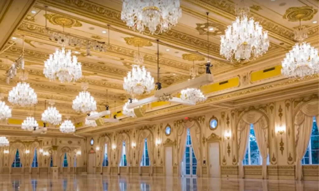 Frenan obras del Salón de Baile en la Casa Blanca