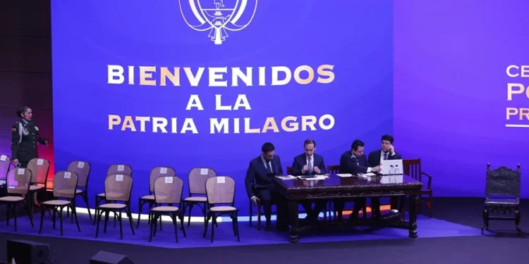 De la Espriella dialoga sobre seguridad con varios presidentes de Latinoamérica en el marco de su investidura en Colombia
