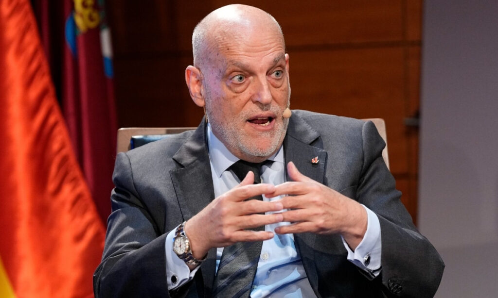Javier Tebas exige la dimisión de Gianni Infantino