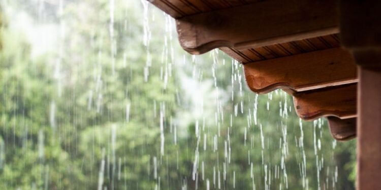 Lluvias y chubascos dispersos en varias regiones del país este martes