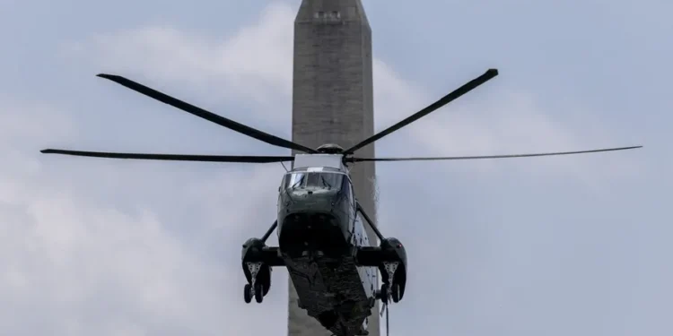 El helicóptero de Donald Trump tuvo un acercamiento en vuelo con un avión comercial en Washington