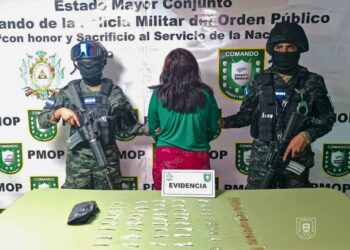 Cae una menor en posesión de droga en la 3 de mayo | Móvil Emergencia TGU