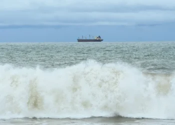 Se forma la tormenta tropical Dolly en el Atlántico central sin riesgo por ahora en tierra