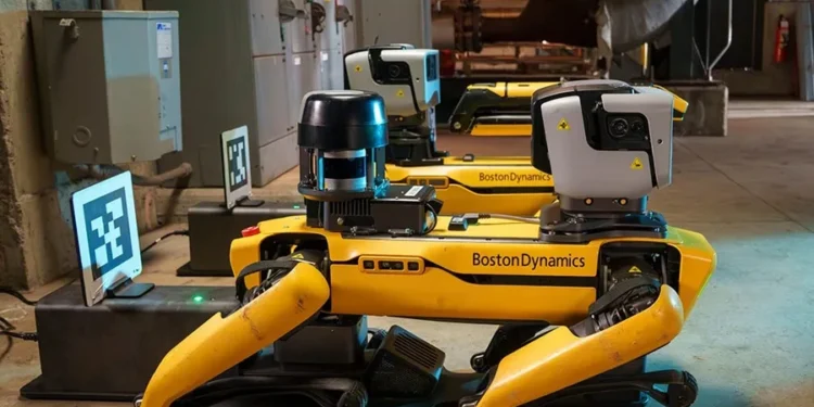 Estados Unidos planea invertir dos millones de dólares en perros robots para operativos de ICE