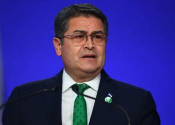 Prisión preventiva para JOH, piden el MP y la PGR