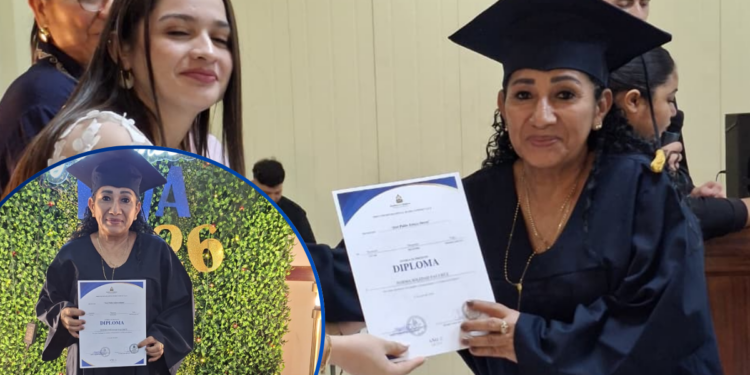 ¡Nunca es tarde para cumplir los sueños! A sus 51 años, Norma Paz se gradúa de noveno grado en Valle