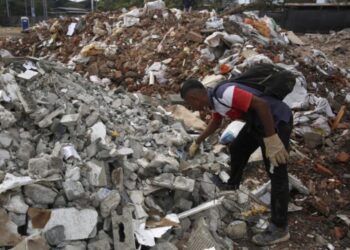 Un temblor de magnitud 5.1 sacude a Colombia dos semanas después del gran terremoto de 7.4