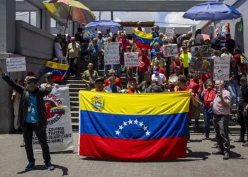 Chavistas rechazan la presencia de Estados Unidos en Venezuela y exigen la liberación de Maduro