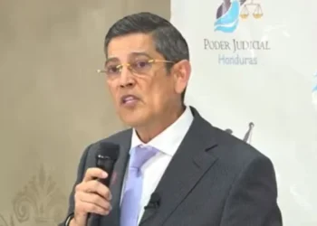 ¿Puede volver a su cargo un exjuez señalado por presunta extorsión?