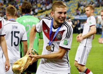 De jugar la final del Mundial 2014 a vender más de 100.000 libros como escritor