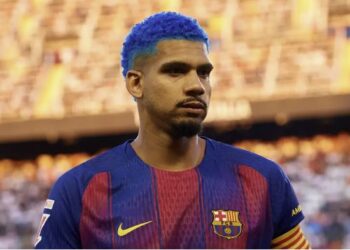 Ronald Araujo se marcha del Barcelona y va cedido al Liverpool