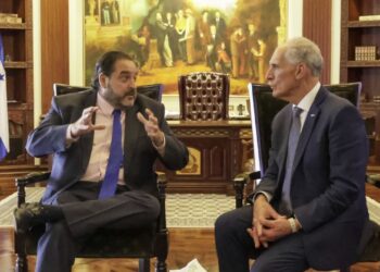 Presidente Asfura acuerda agenda estratégica con OLACDE para seguridad energética
