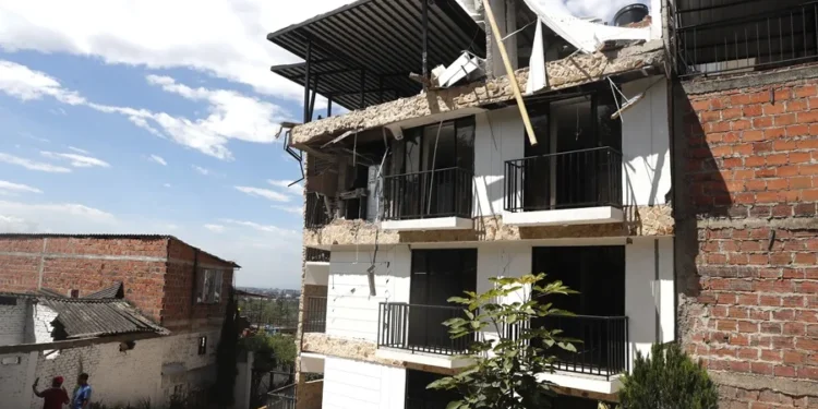 Cali pone fin a la fase de búsqueda y da paso a la etapa de reconstrucción tras el terremoto de 7,4