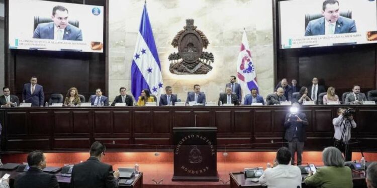 Presupuesto de 2027 incluirá aumento a transferencias municipales, anuncia presidente del CN