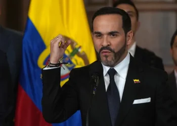 De la Espriella convoca al sector privado para su plan de reconstrucción tras el terremoto