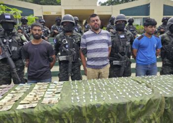 Fuertes allanamientos en Trojes El Paraíso dejan droga incautada y varios detenidos