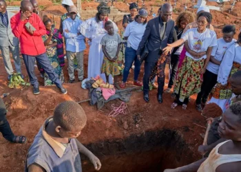 La República Democrática del Congo eleva a 1,657 la cifra de muertos y a 3,748 los casos confirmados de ébola