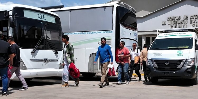 Deportan a Honduras a 37 mexicanos detenidos por ICE en EE. UU.