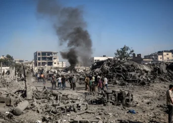 Israel bombardea una planta desalinizadora y dos casas en la Franja, y mata a una persona