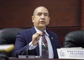Diputado Godofredo Fajardo propone una ley para eliminar el cobro de la prueba PHUMA para ingresar a la UNAH