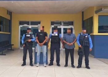 Policía Nacional captura a dos nicaragüenses acusados de robo con fuerza e intimidación