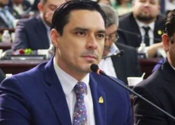 Diputado propone que se investigue a los 13 mil ciudadanos chinos que ingresaron al país entre 2022 y 2025