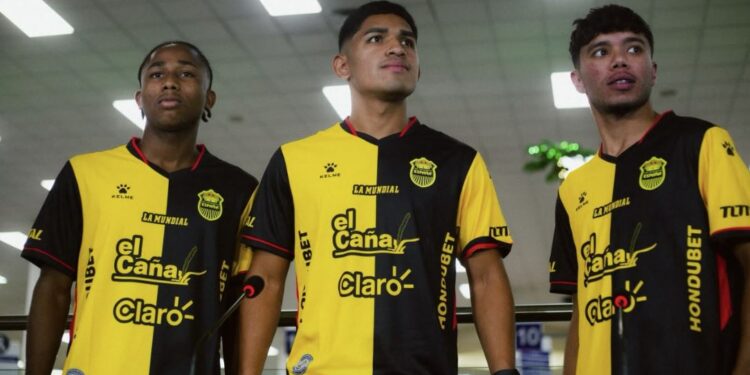 La Máquina Aurinegra presenta su nueva armadura para el Apertura 2026-27