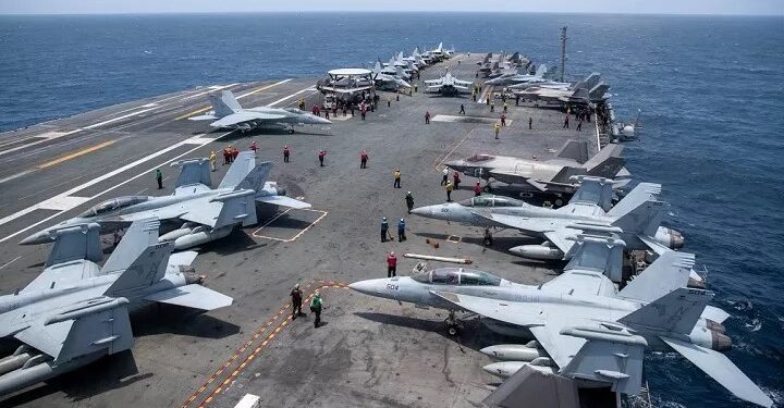 El portaaviones USS George Washington llega al Golfo para relevar al USS Abraham Lincoln