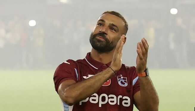 Mohamed Salah fue presentado por el Trabzonspor ante miles de aficionados: “Estoy aquí para ganar”.