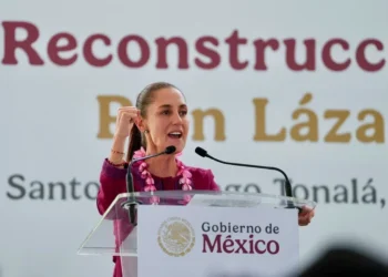 Sheinbaum ofrece una alternativa a quien repruebe el nuevo examen de la mayor universidad del país