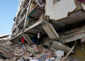 Venezuela supera los 6,500 muertos tras dos meses de los terremotos