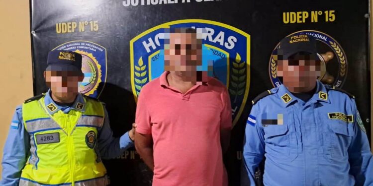 Capturan a conductor ebrio tras embestir a dos aspirantes a policía en Juticalpa