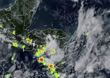Nueva onda tropical generará lluvias en Honduras, pero no aliviará la emergencia hídrica