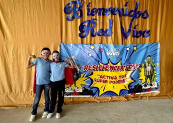 Héroes Resilientes lleva herramientas para la vida a las aulas escolares de Honduras